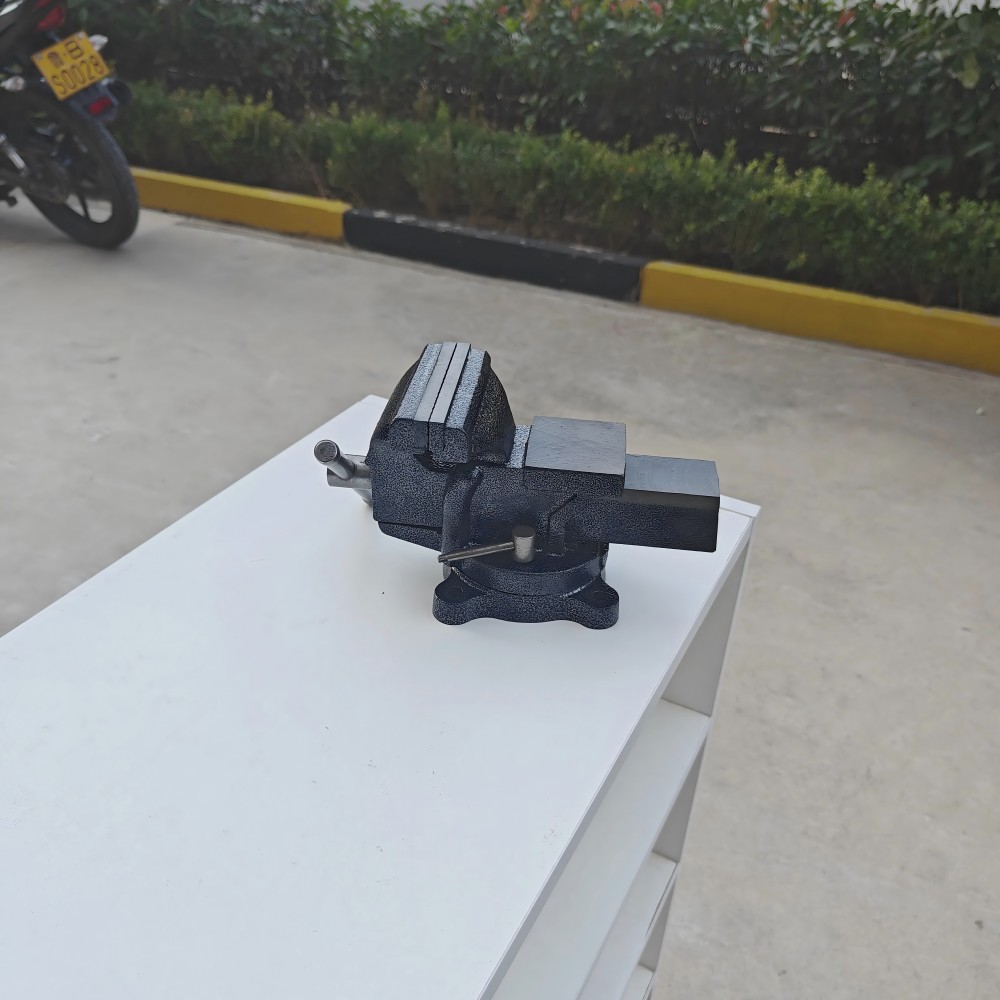 360° Cast Steel Bench Vise