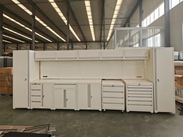 The new modular tool cabinet innovates industrial storage solutions and leads a new era of efficient work