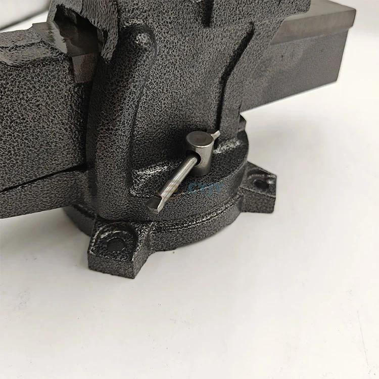Stable Bench Vise