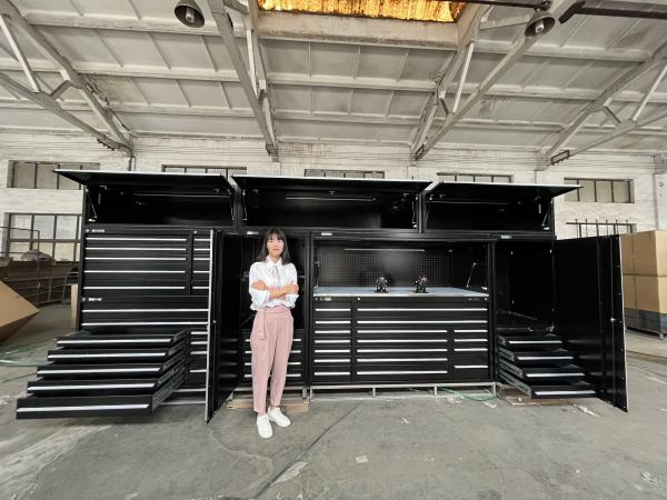 What are the advantages of Heavy Industrial Garage Cabinets?