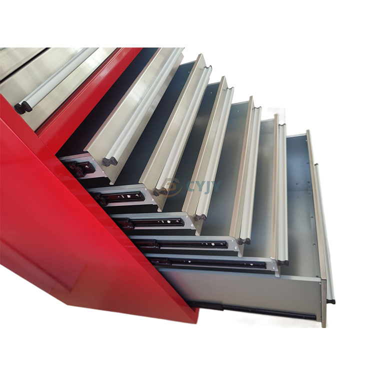 Rolling Tool Garage Cabinets