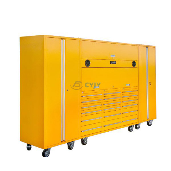 Spraying Heavy Duty Tool Cabinets