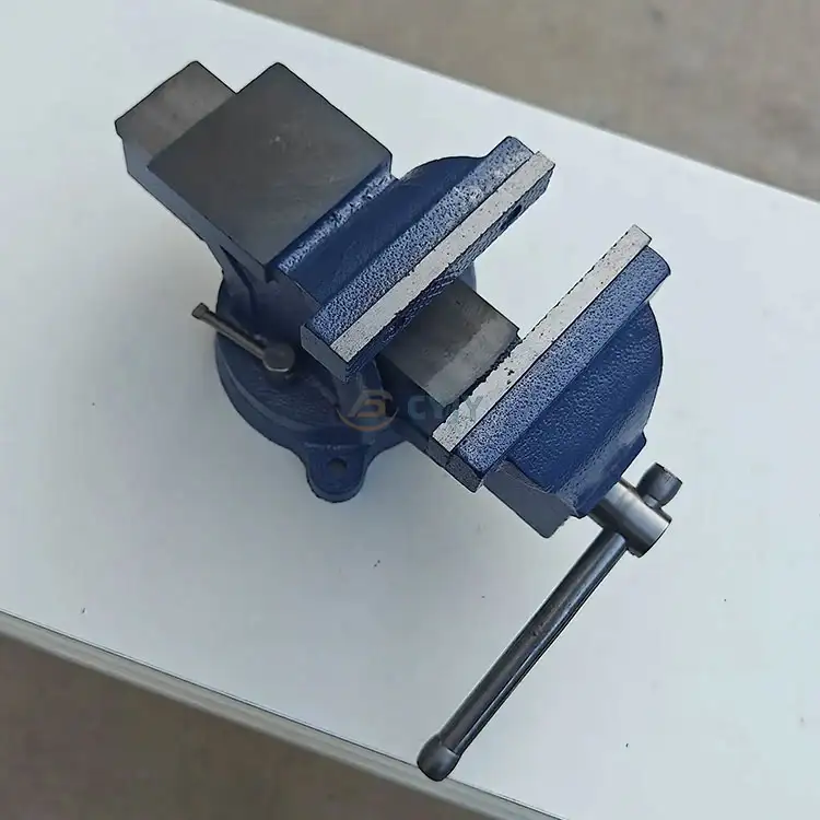 Utility bench vise