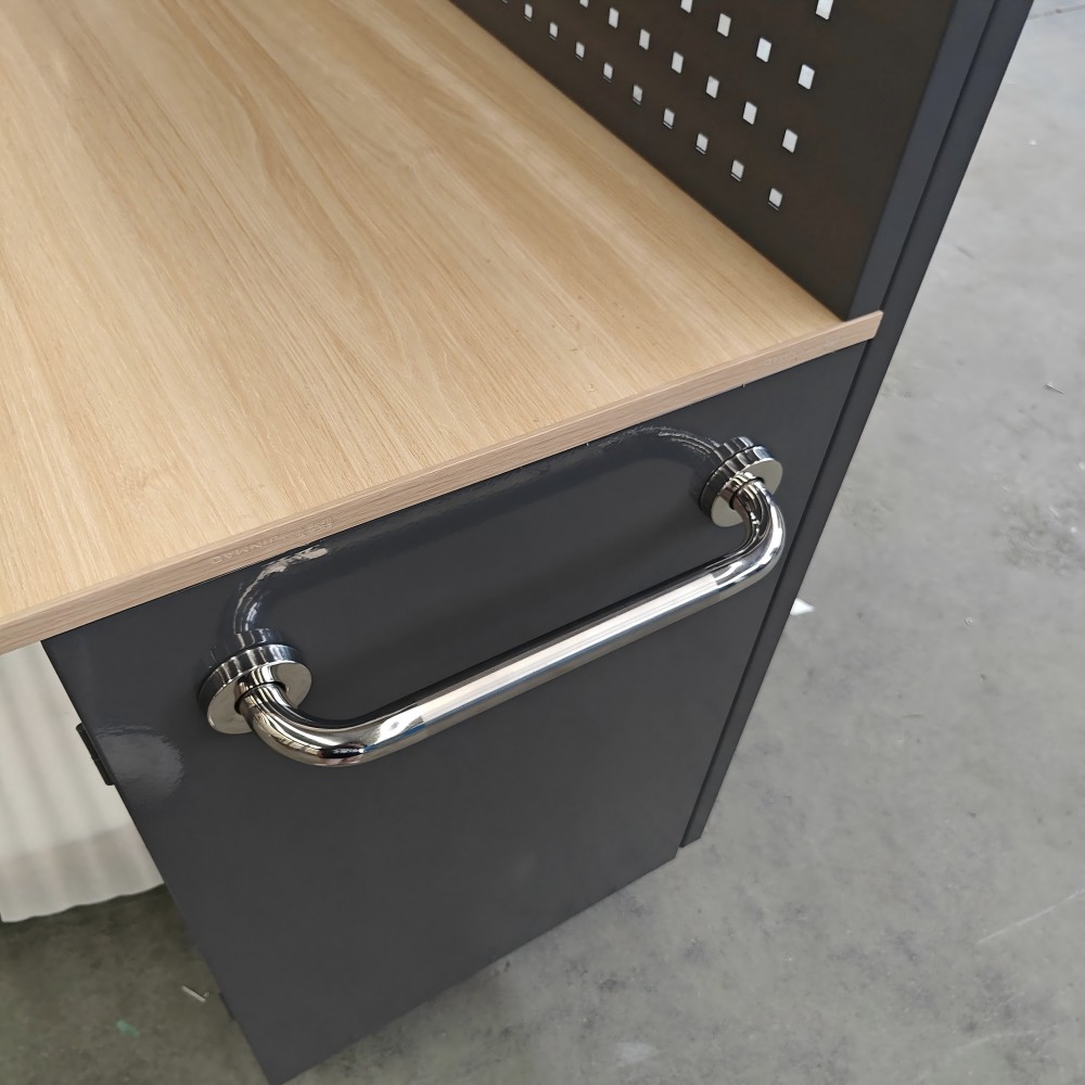 Sturdy durable tool workbench