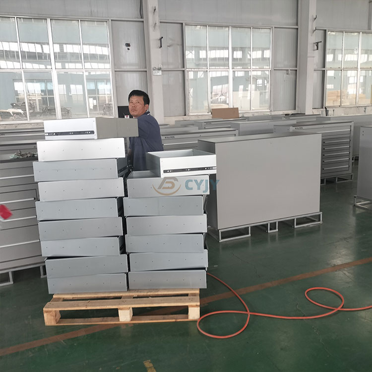 Heavy Duty Spraying Tool Workbench