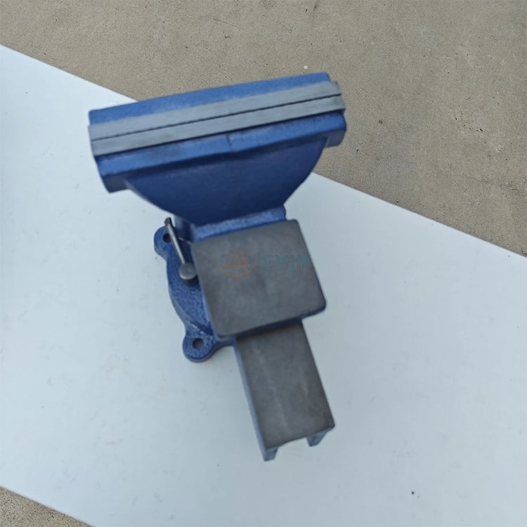 Bench Vise with Anvil