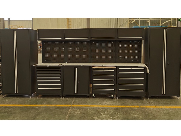 Customized tool cabinets: meet diverse needs and improve work efficiency