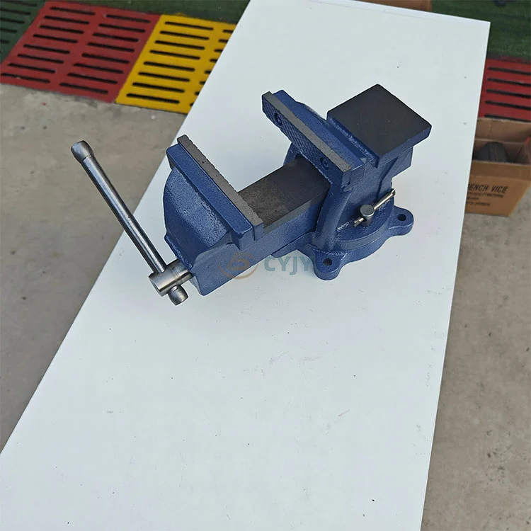 Sturdy Bench Vise