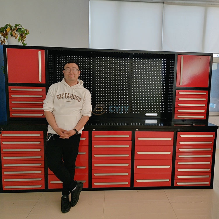 Red Tool Workbench