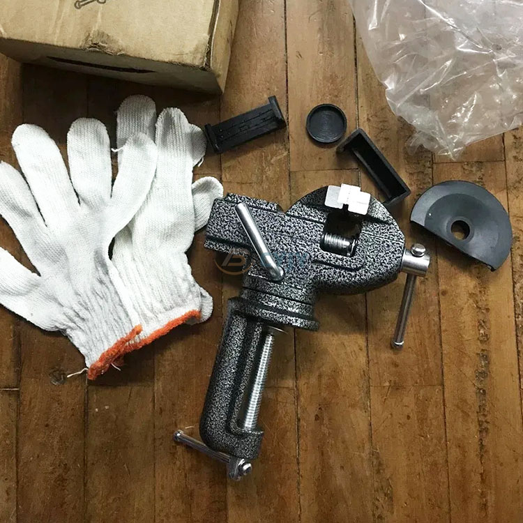 Light Bench Vise