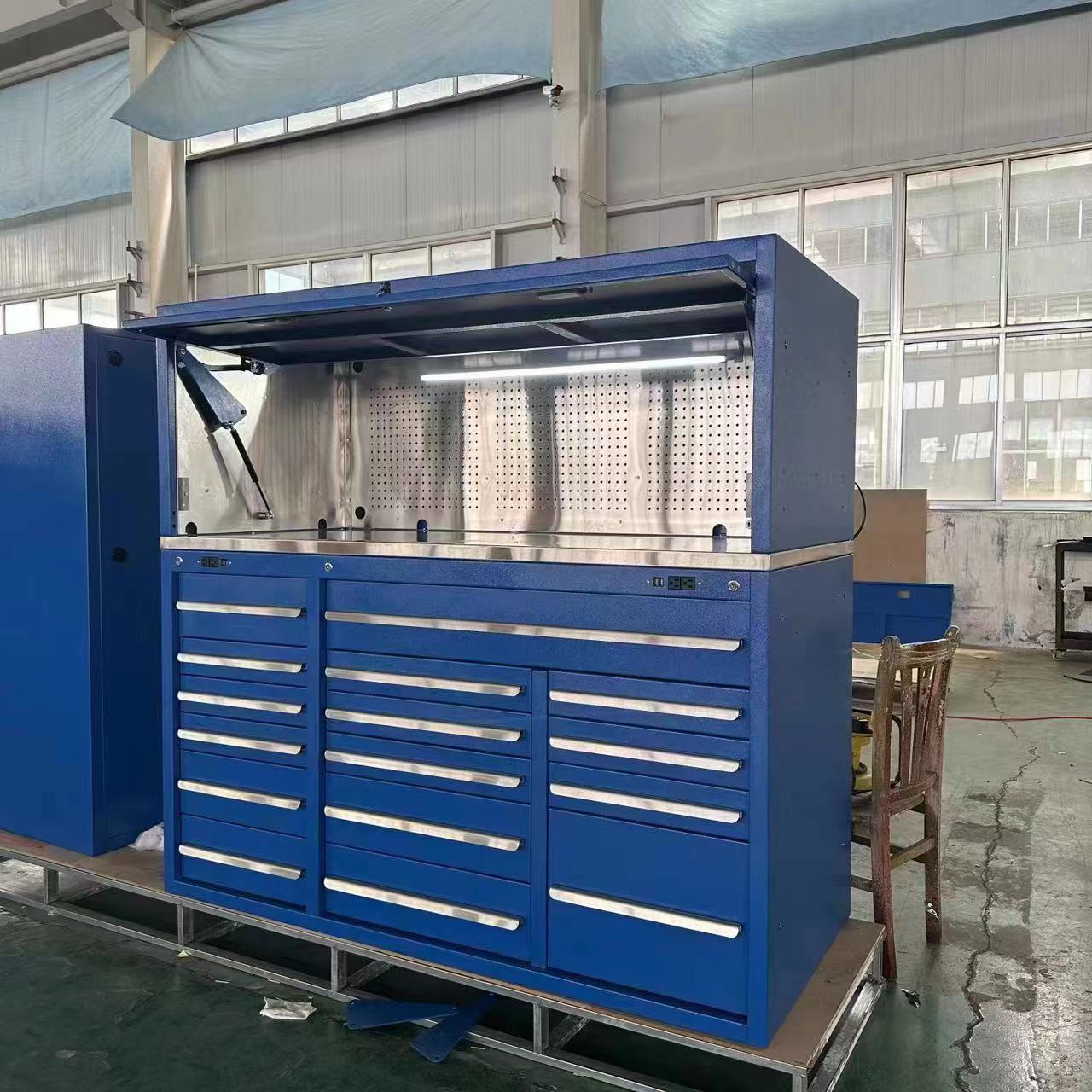 Blue Heavy Duty Tool Cabinet