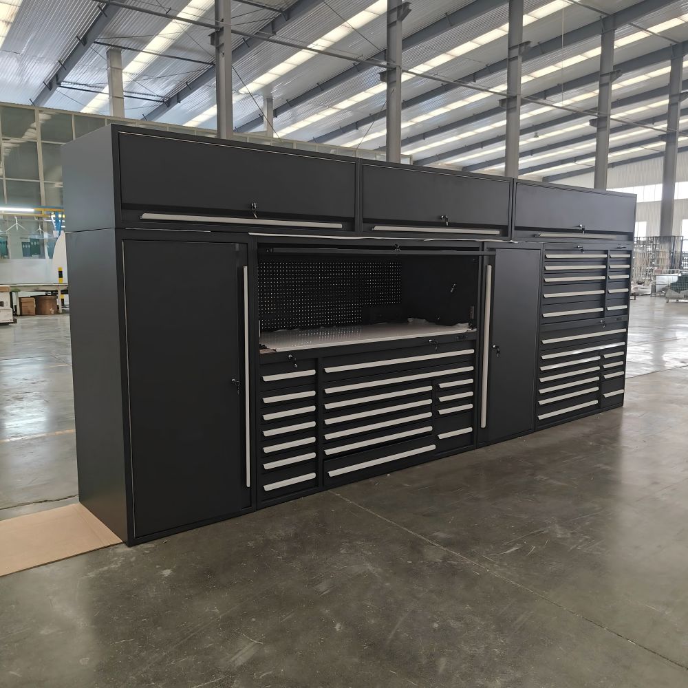 New modular garage cabinet